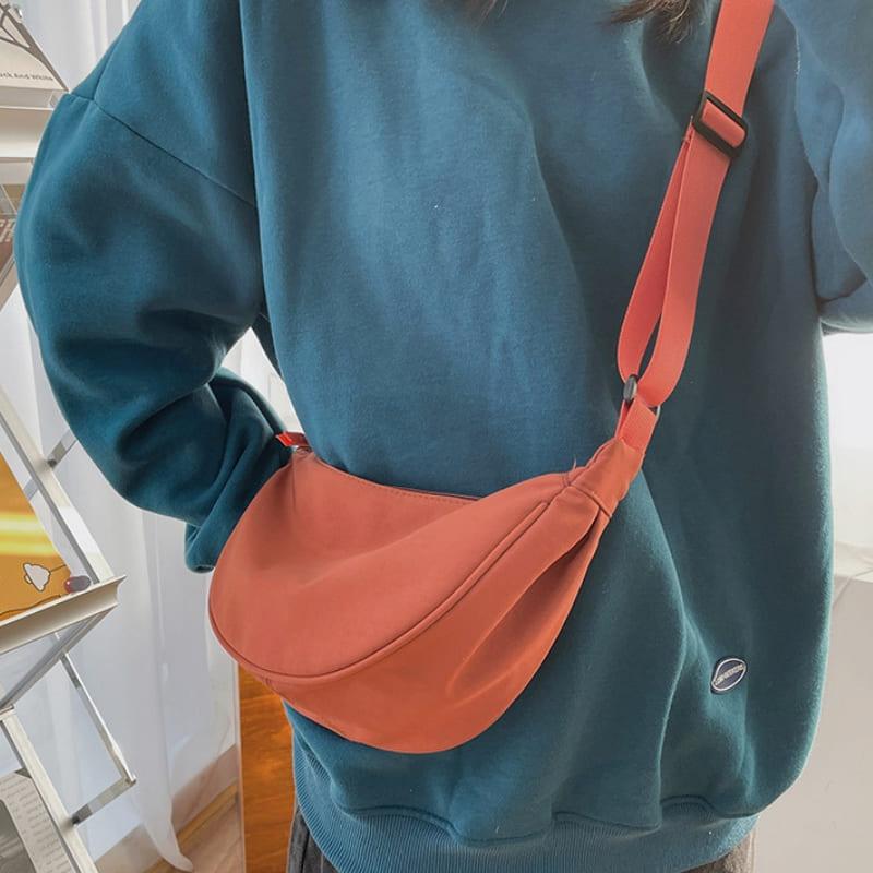 sac banane nylon femme orange apercu